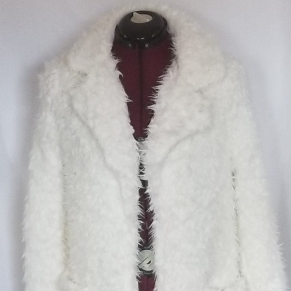 Sz S Cream Open Front Shaggy Teddy Bear Coat - Picture 4 of 8